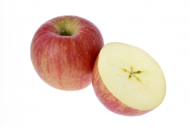 口臭 りんご りんごは口臭予防に抜群の果物！健康促進にもメリットあり！