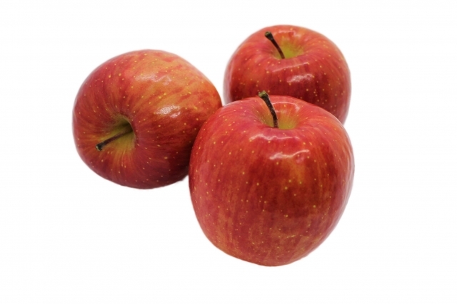 りんごを皮ごと食べるメリットは 栄養豊富 農薬 ワックスなど懸念点についても解説 ちそう