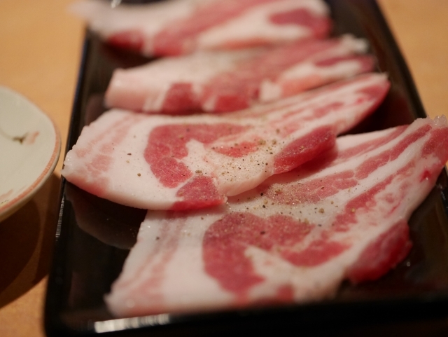豚肉は冷凍保存が一番 賞味期限はいつまで 種類別に適切な方法や解凍のコツを解説 ちそう