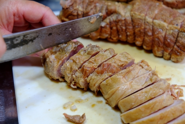 叉焼 チャーシュー と焼豚 煮豚の違いは 調理法や味は同じ 作り方 レシピも紹介 ちそう