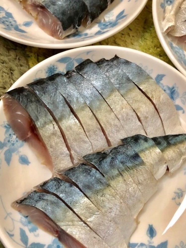 鯖の生刺身は食べられる 寄生虫など危険性の対策は 作り方 さばき方のコツも紹介 ちそう