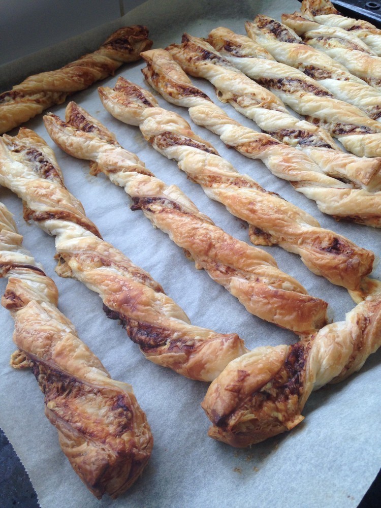 ベジマイトとは 味わい 原料や栄養価は 食べ方 活用レシピのおすすめも紹介 ちそう