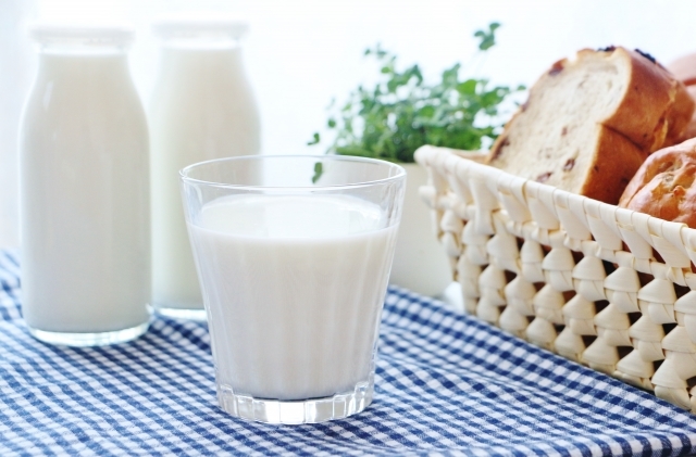 牛乳と豆乳の違いは 代用できる 栄養価 カロリーなど比較しどっちがいいか紹介 ちそう