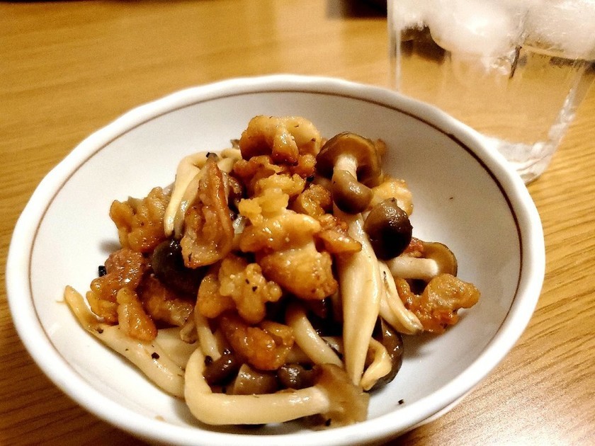 鶏皮は高カロリーで太る でもダイエット効果あり ヘルシーな食べ方 レシピのおすすめを紹介 ちそう