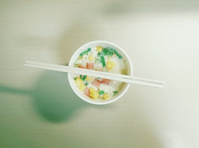 シーフードヌードルのアレンジレシピ13選 ちょい足し 劇的アイデアまで口コミと紹介 ちそう