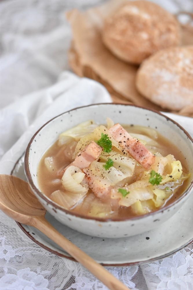 ジャーマンポテトの献立に合うおかず15選 付け合わせや給食風の副菜も紹介 ちそう