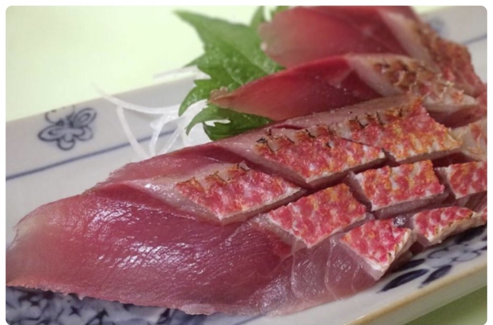 赤い魚 ハチビキ とは 食べ方は刺身が一番 味わいや人気レシピを紹介 ちそう