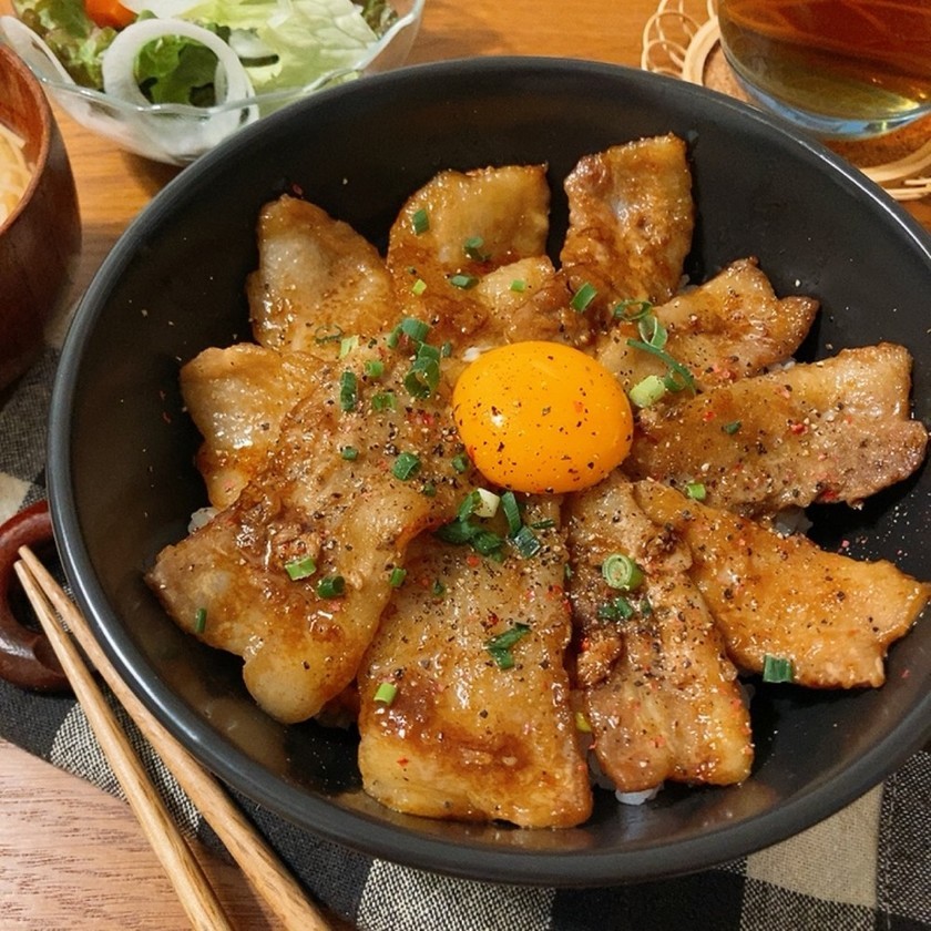 中学生男子が喜ぶ食事レシピ17選 晩御飯の献立メニュー例も紹介 ちそう