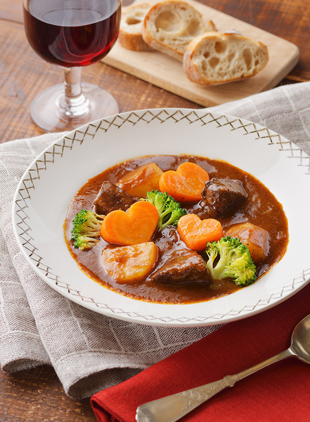 おしゃれな肉料理の手作りレシピ17選 牛 豚 鶏肉別に紹介 ちそう