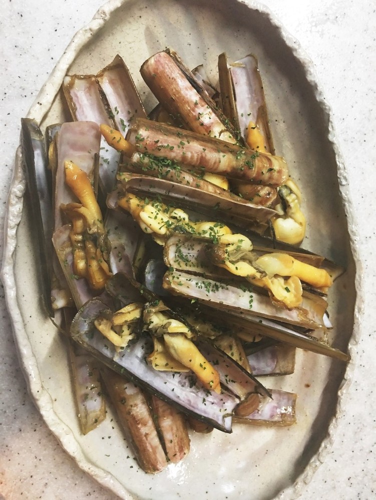 マテ貝の美味しい食べ方は 下処理やおすすめ料理レシピ11選で紹介 ちそう