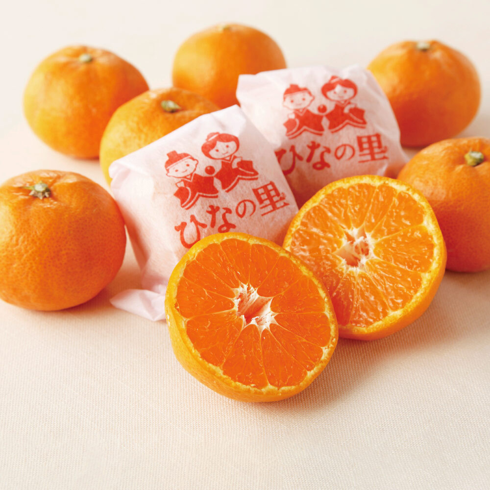 愛媛真穴（まあな）産 越冬屋根掛け樹上完熟みかん 「ひなの里」 2.5kg