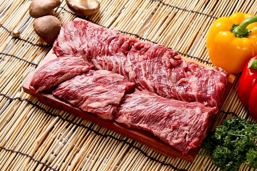 サガリはどこの部位?ハラミとの違いは?味・食感など特徴や食べ方など紹介!| ちそう