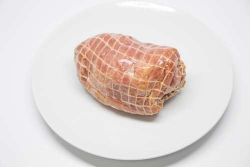 ボンレスハムとロースハムの違いとは？意味や美味しい食べ方・レシピのおすすめも紹介！ ちそう