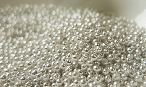 アラザンの成分・作り方は？体に悪い？使い方もデコレーション例を元に紹介！ ちそう