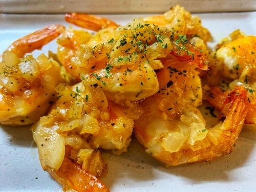 ガーリックシュリンプとキャベツのマンゴースローのレシピ