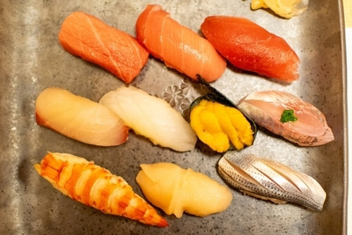 寿司一貫とは何個?1個?2個?重さはや数え方・単位の意味も紹介!| ちそう